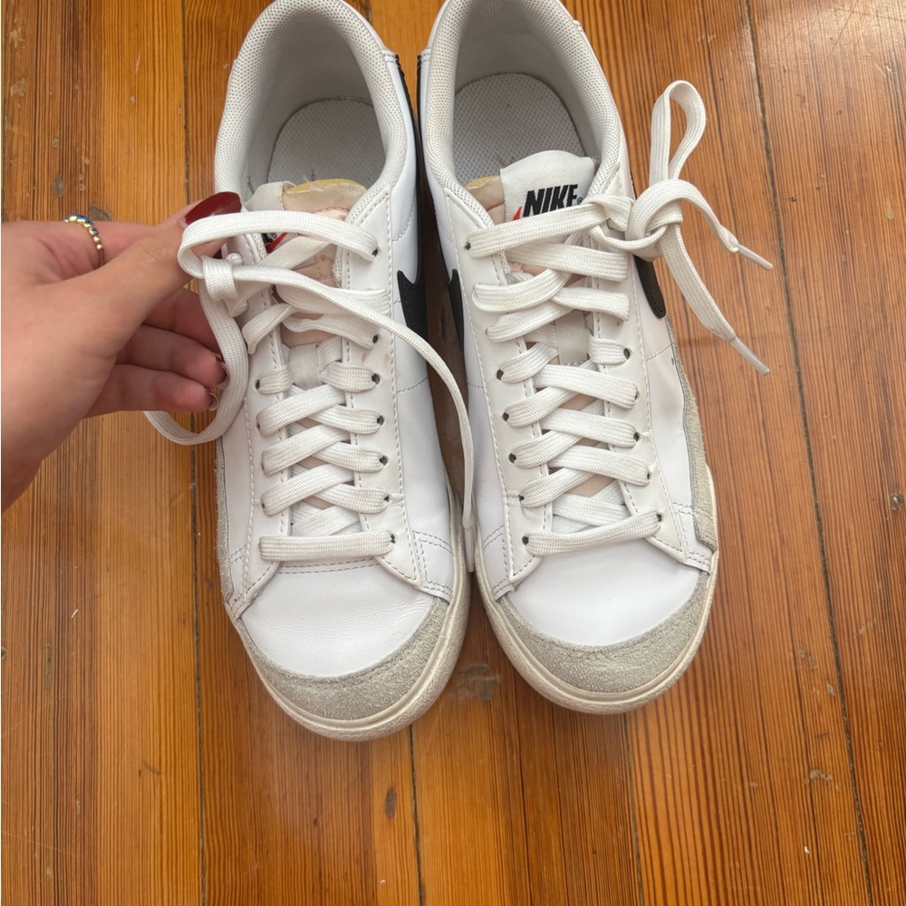 Nike Women’s Blazer Sneakers